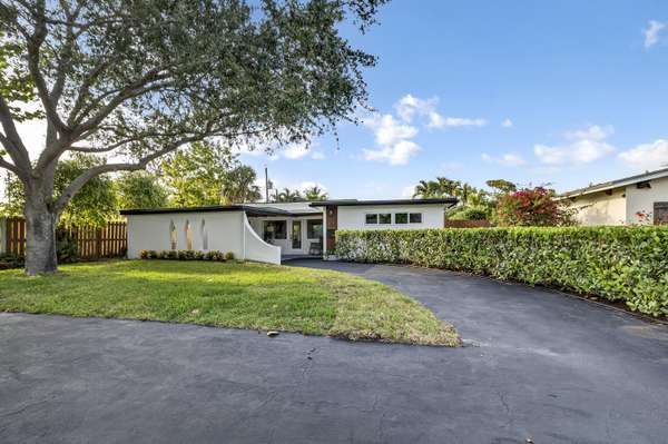 Wilton Manors, FL 33306,1917 NE 26th DR