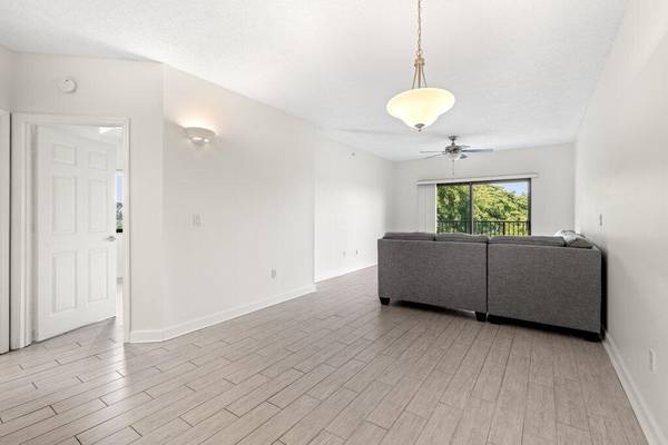 Delray Beach, FL 33444,2105 Lavers CIR 512