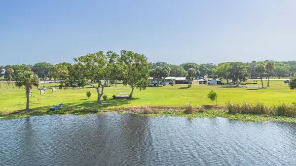 Okeechobee, FL 34974,12302 Us- Hwy 441 Se