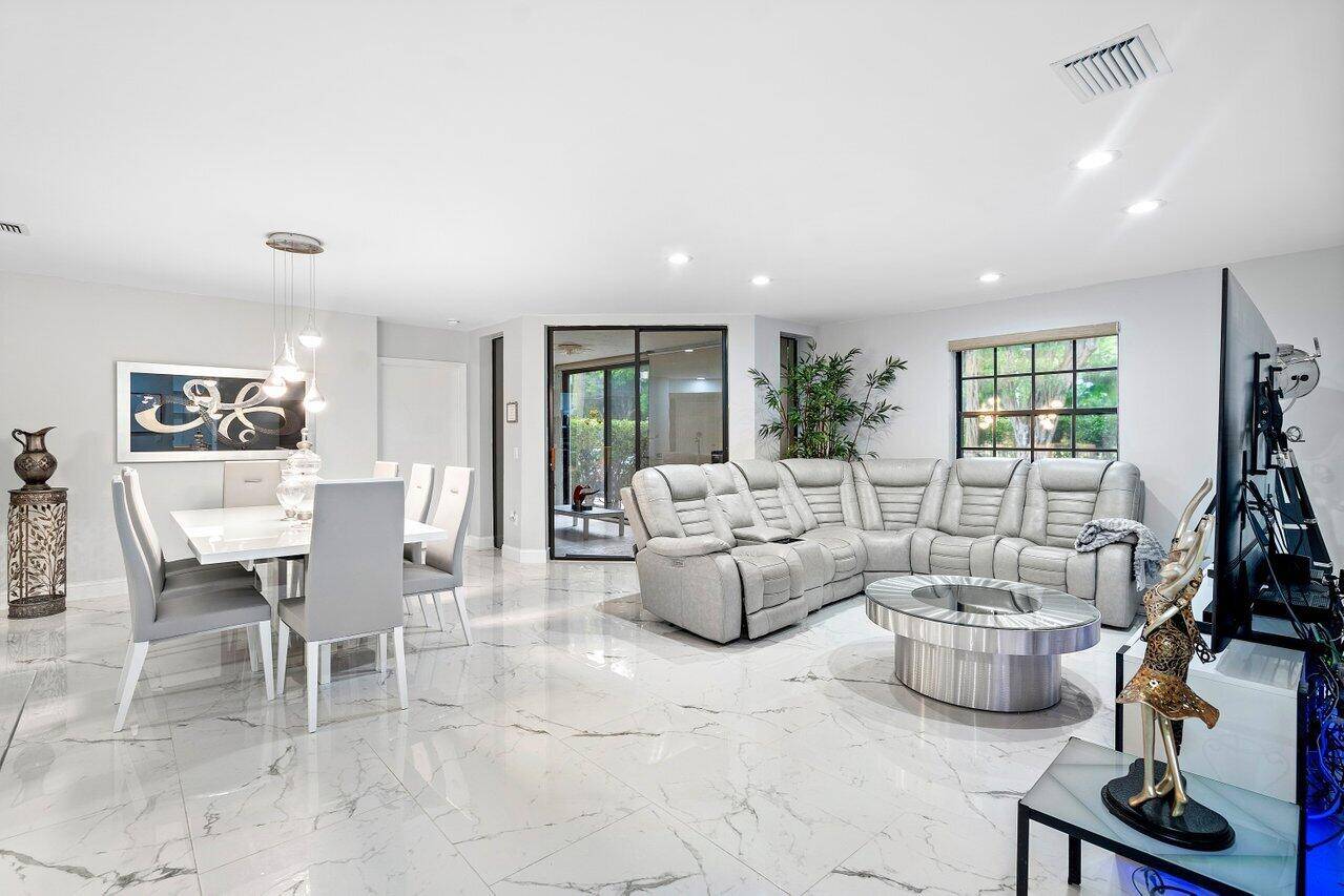 Boynton Beach, FL 33437,5241 Brisata CIR Aa