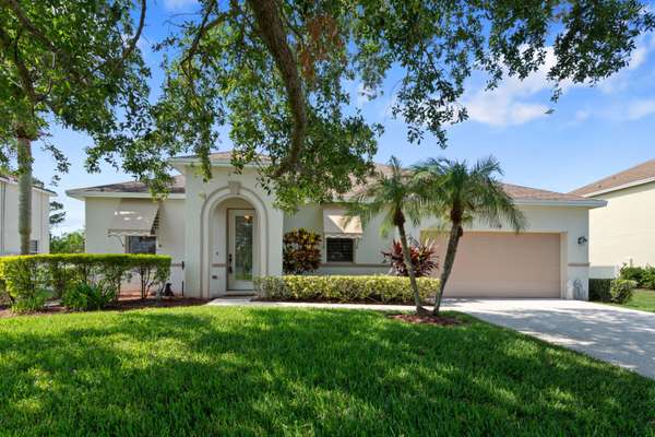 5814 NW Windy Pines LN, Port Saint Lucie, FL 34986