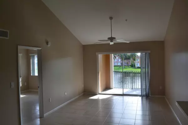 Lake Worth, FL 33463,7832 Sonoma Springs CIR 202