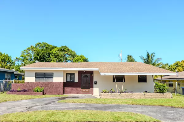 80 NW 33rd TER, Lauderhill, FL 33311