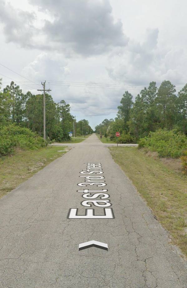 Lehigh Acres, FL 33936,4002 E 3rd ST