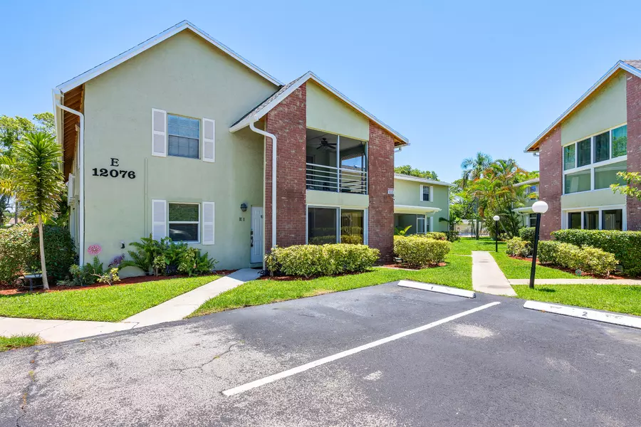 12076 Alternate A1a E5, Palm Beach Gardens, FL 33410