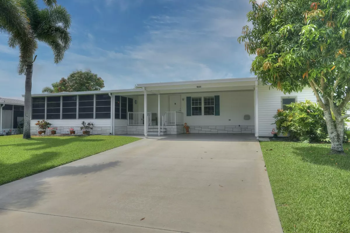 Barefoot Bay, FL 32976,1033 Wren CIR