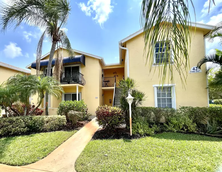 546 Waterside DR, Hypoluxo, FL 33462