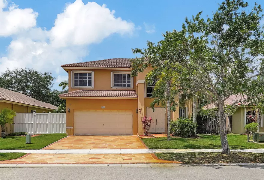 190 SW 206th AVE, Pembroke Pines, FL 33029