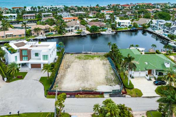 Highland Beach, FL 33487,4211 Intracoastal DR