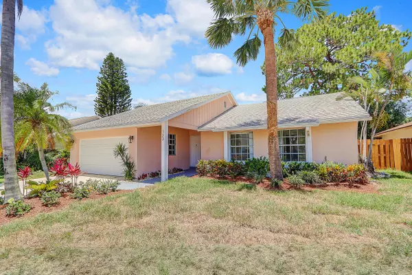 Jupiter, FL 33458,123 Stillwater CIR