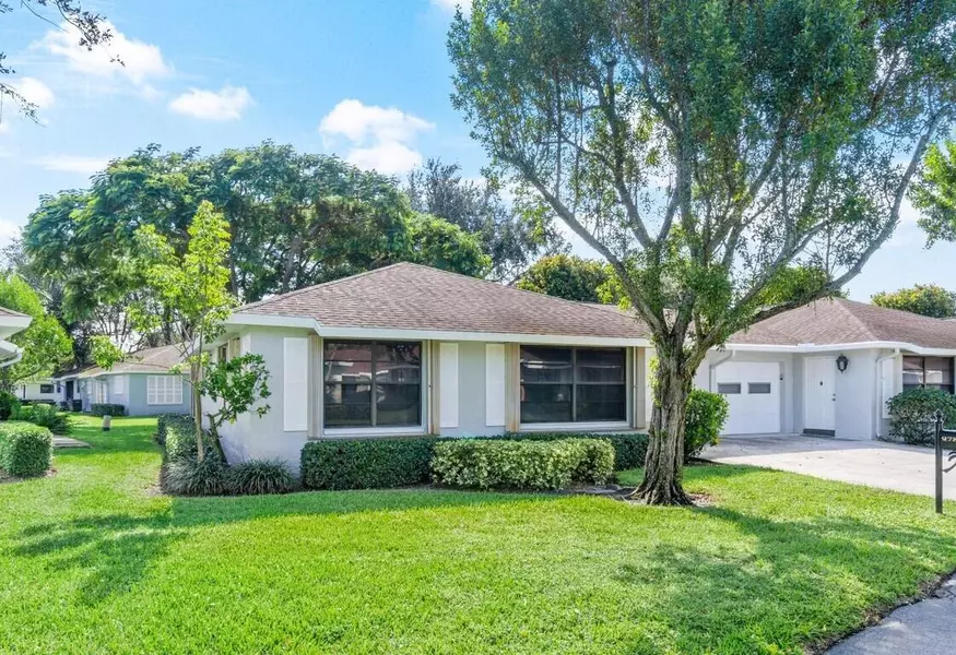 9780 Pecan Tree DR A, Boynton Beach, FL 33437