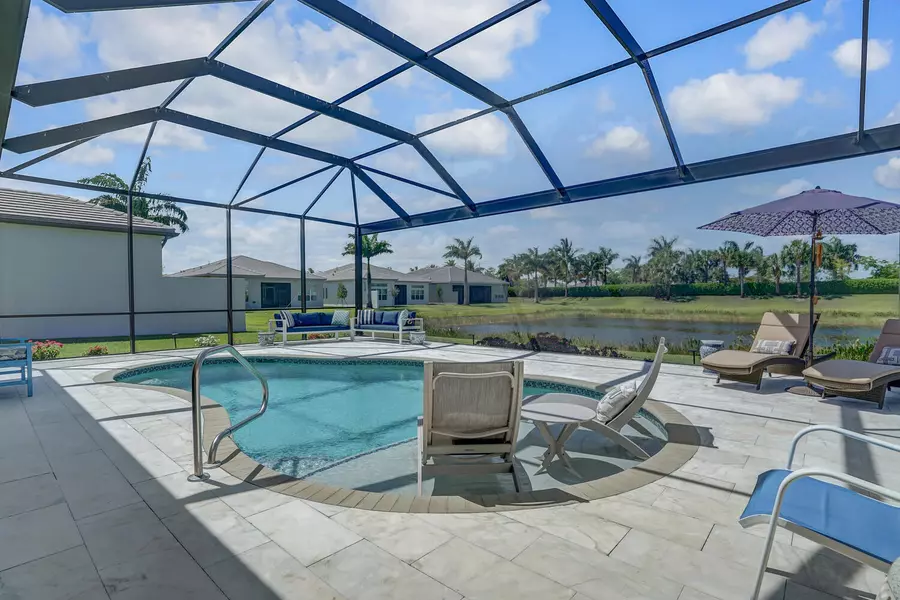 9197 Seahorse Bay DR, Boynton Beach, FL 33473