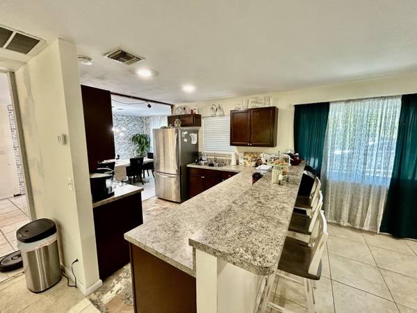 Jensen Beach, FL 34957,1065 NE Banyan Tree DR