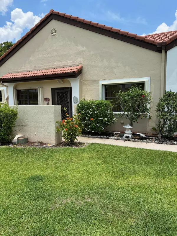 Boynton Beach, FL 33472,8398 Mooring CIR