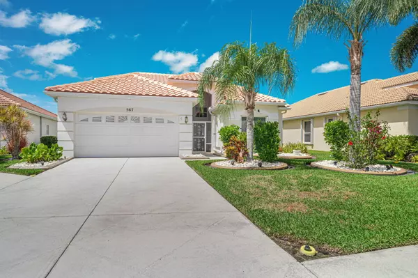 567 SW St Georges Bay, Port Saint Lucie, FL 34986