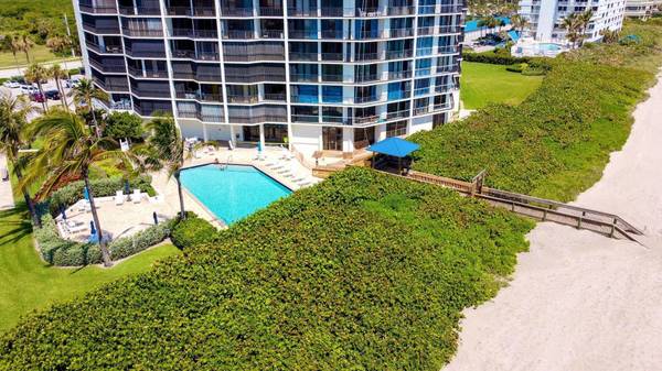 Jensen Beach, FL 34957,9650 S Ocean DR 402