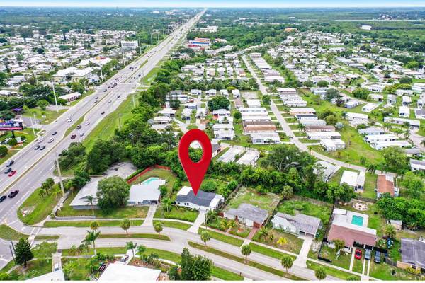 Port Saint Lucie, FL 34952,120 Banyan DR