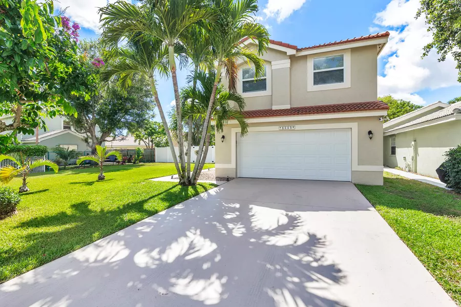 8009 Red Reef LN, Boynton Beach, FL 33436