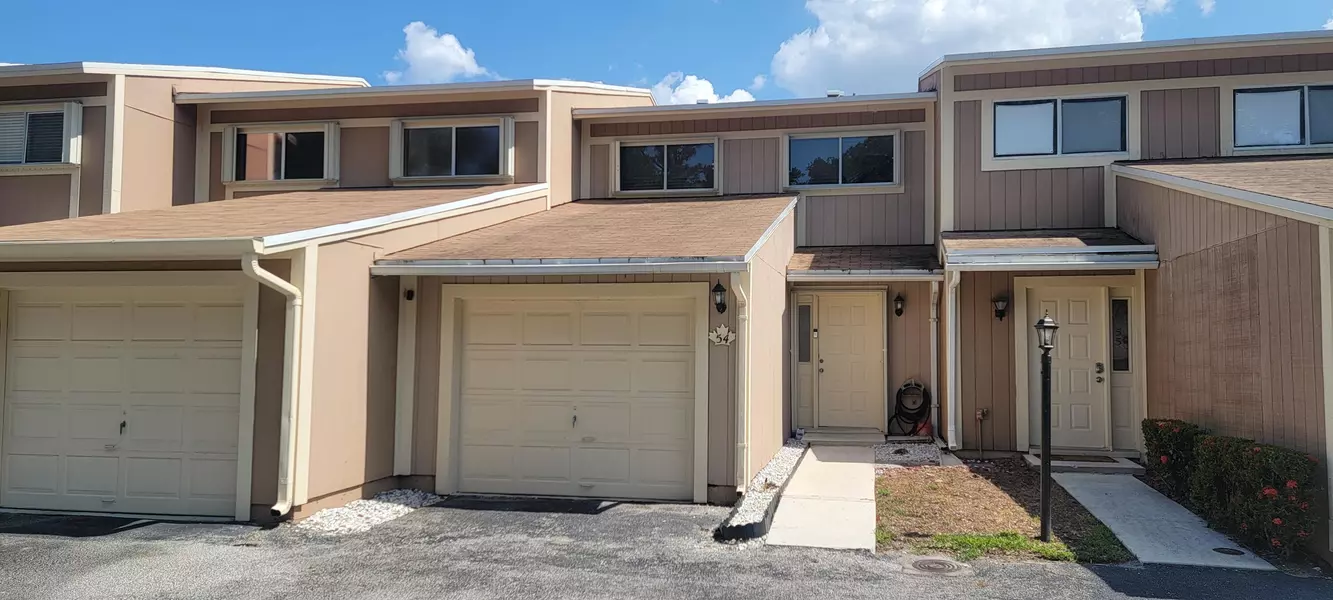 54 Maplecrest CIR, Jupiter, FL 33458