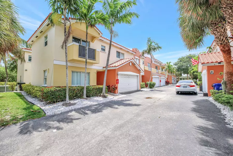 211 NW 14th AVE 211, Fort Lauderdale, FL 33311