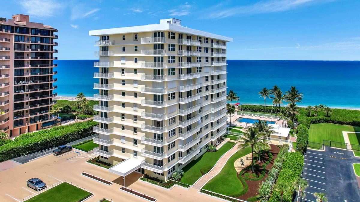 Juno Beach, FL 33408,500 Ocean DR E-11b