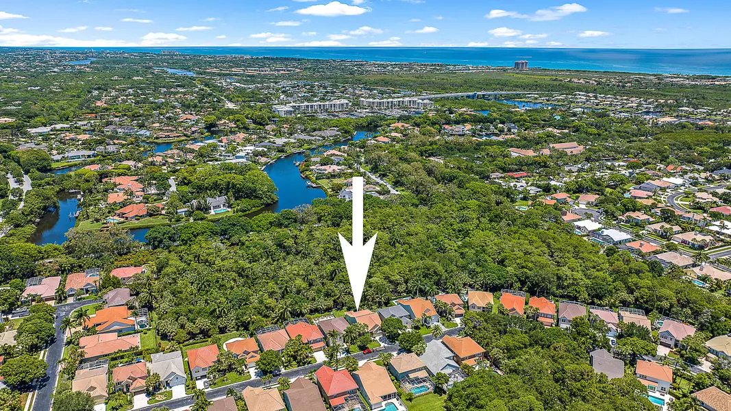 46 Princewood LN, Palm Beach Gardens, FL 33410