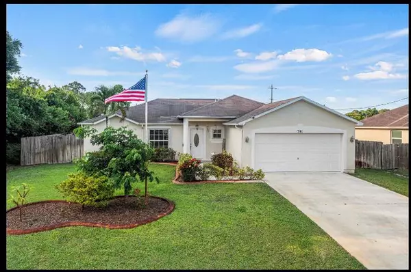 391 SW Lacroix AVE, Port Saint Lucie, FL 34953