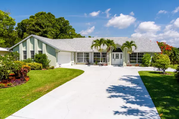 2178 NE Ginger TER, Jensen Beach, FL 34957