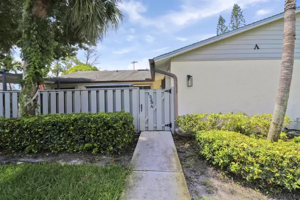 Fort Pierce, FL 34950,1329 Peppertree TRL A