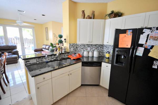 Lake Worth, FL 33467,6811 Sugarloaf Key ST