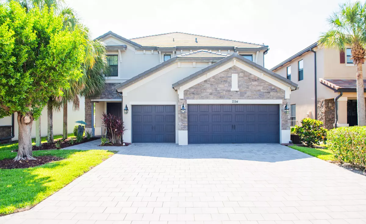 Lake Worth, FL 33463,7194 Sandgrace LN