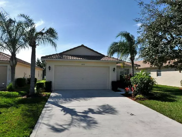 823 NW NW Greenwich CT, Port Saint Lucie, FL 34983