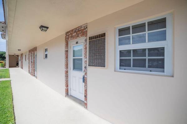 400 NE 20th Street D114,  Boca Raton,  FL 33431