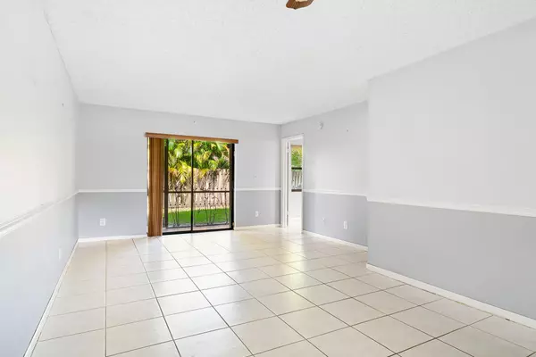 Sunrise, FL 33326,15813 W Waterside CIR 106