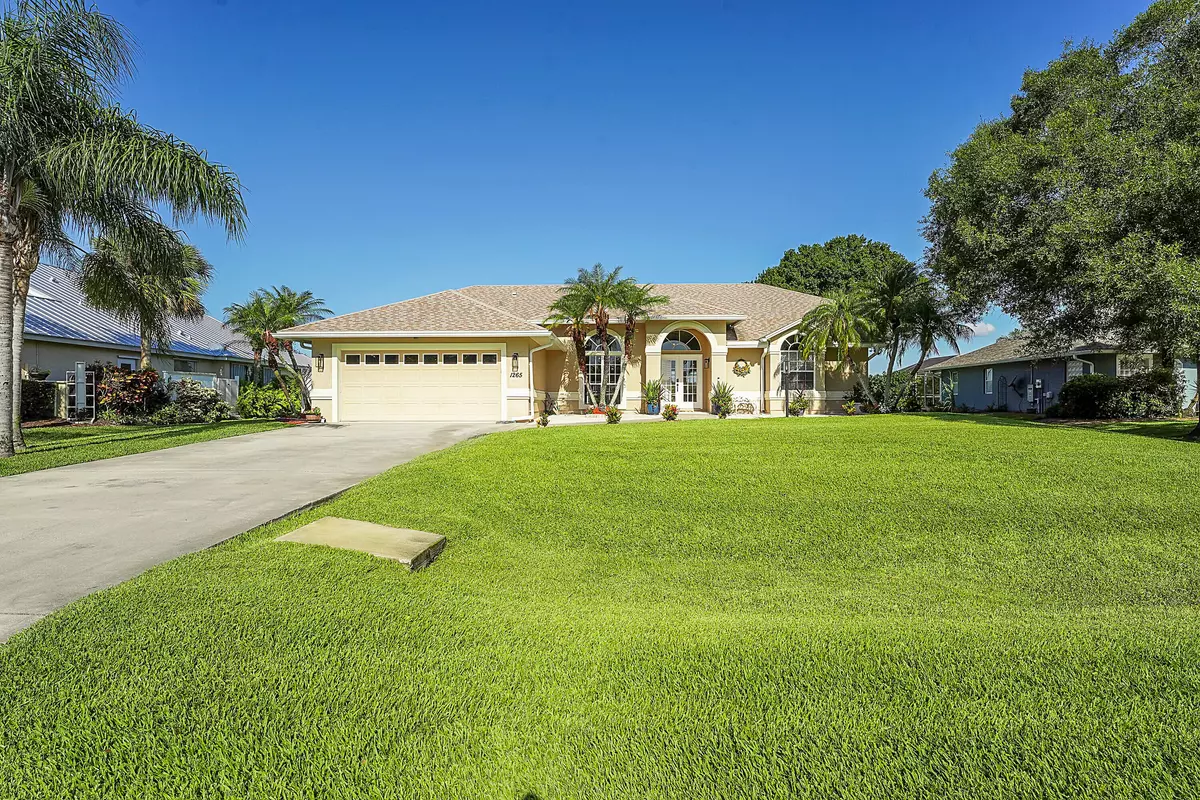 Vero Beach, FL 32968,1265 SW 45th CT