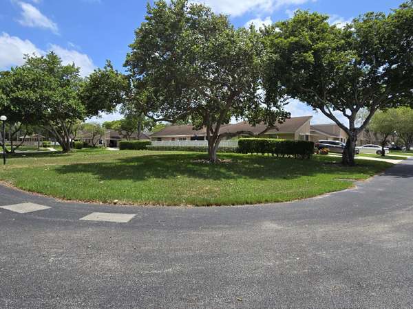 Boca Raton, FL 33496,8031 Songbird Ter TER H