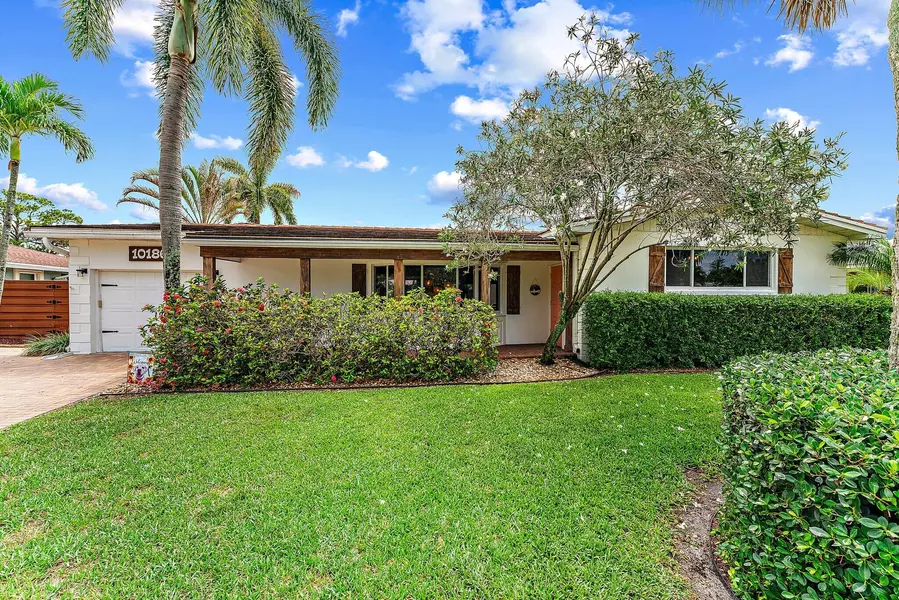 10186 Daphne AVE, Palm Beach Gardens, FL 33410