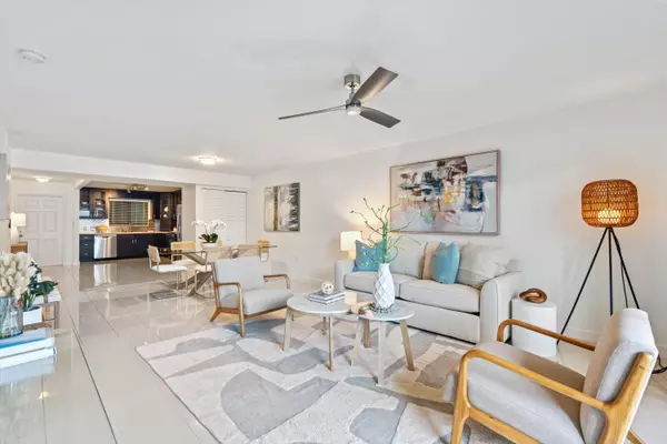 3525 S Ocean BLVD 411, South Palm Beach, FL 33480