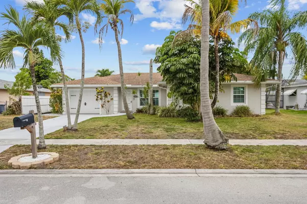 Boca Raton, FL 33428,22125 Aslatic ST