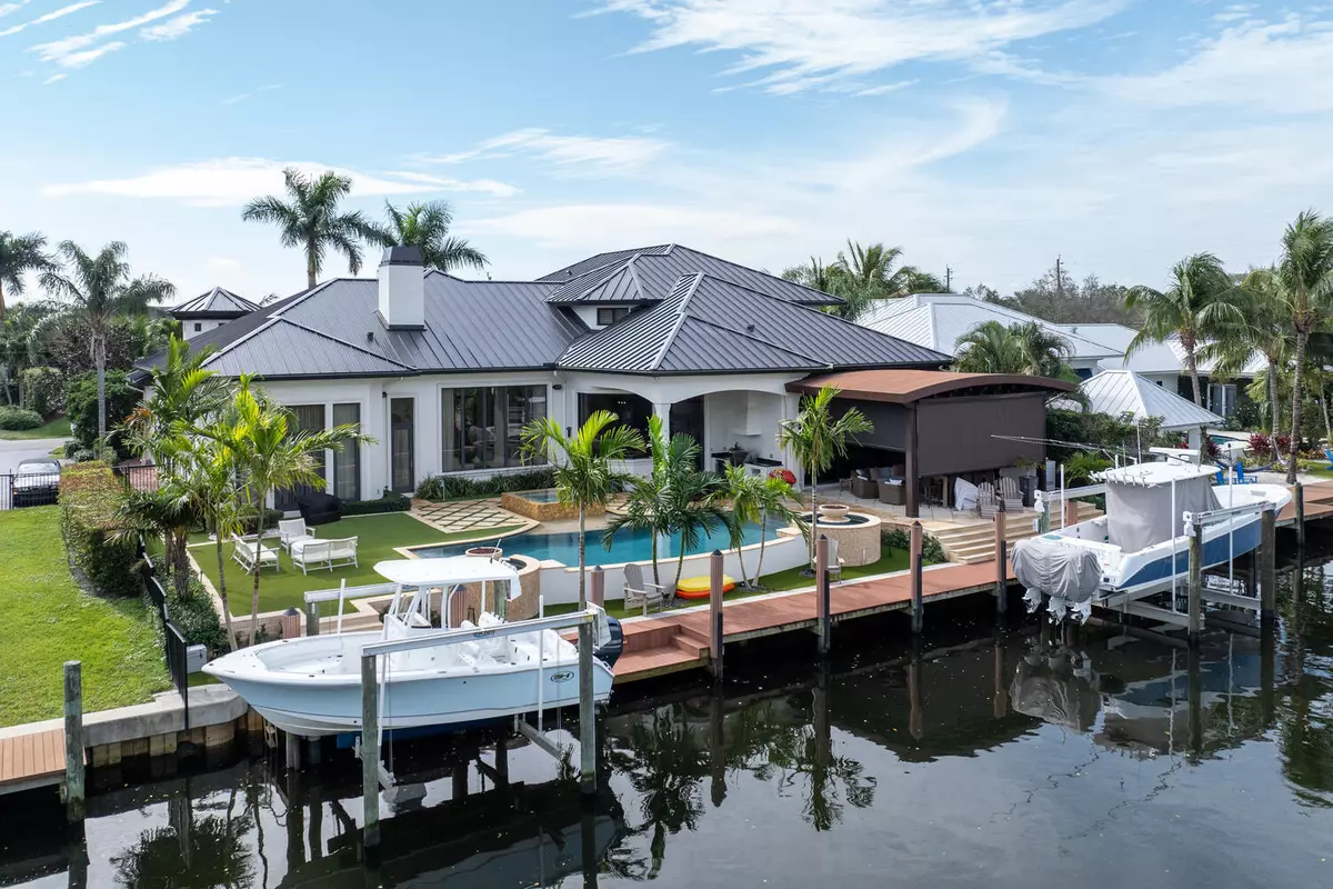 Palm Beach Gardens, FL 33410,2423 Bay CIR