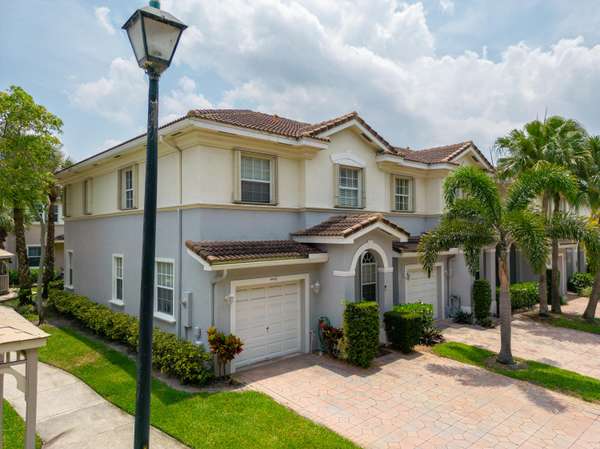 Delray Beach, FL 33445,4418 Regal CT