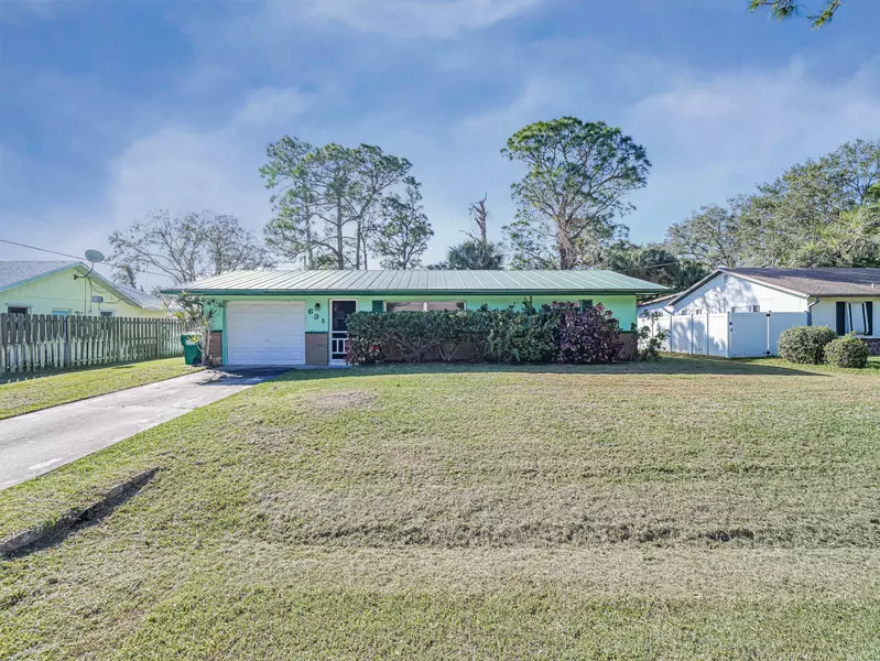 638 Braddock ST, Sebastian, FL 32958