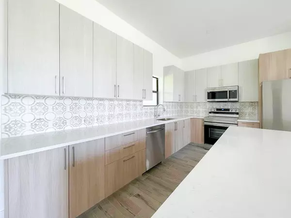 Port Charlotte, FL 33981,15245 Brainbridge CIR