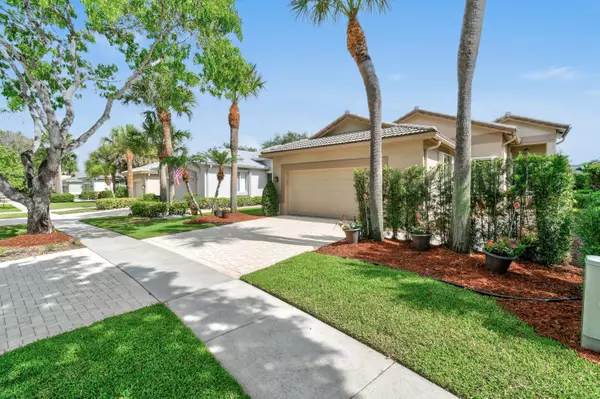 West Palm Beach, FL 33411,9080 Bay Point CIR