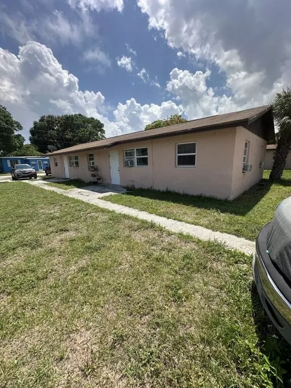 1225 Avenue K, Fort Pierce, FL 34950