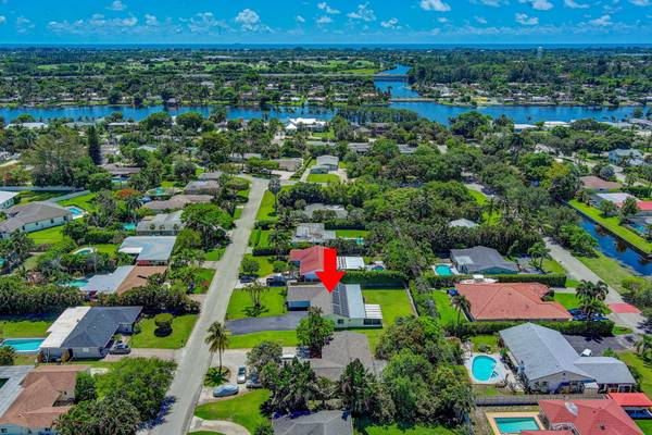 Lake Clarke Shores, FL 33406,1806 Laurel LN