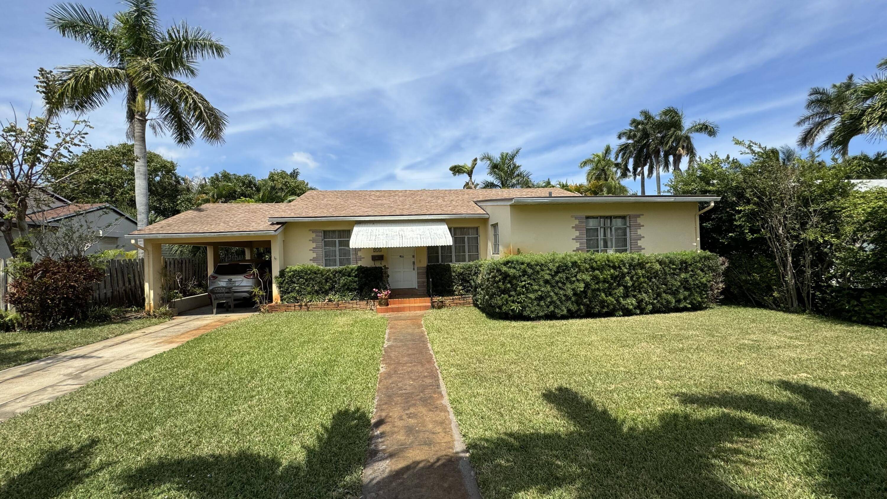 215 32nd ST, West Palm Beach, FL 33407