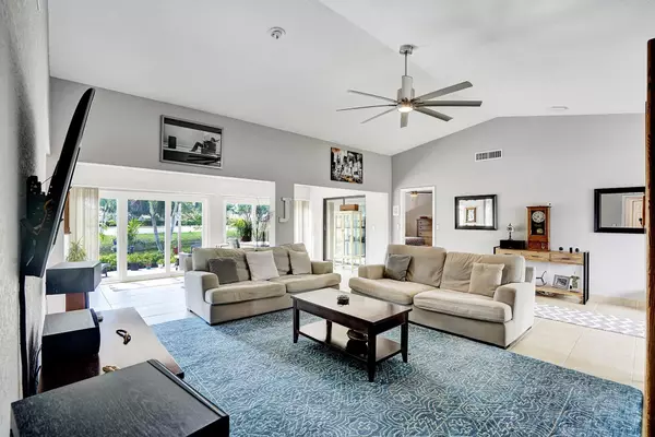 Boynton Beach, FL 33436,10596 Pineada CIR