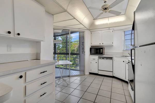 Lake Worth, FL 33467,3810 Via Poinciana 502