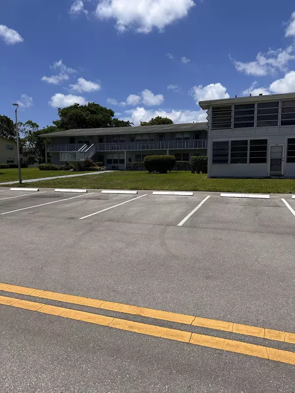 125 Upminster F 125, Deerfield Beach, FL 33442